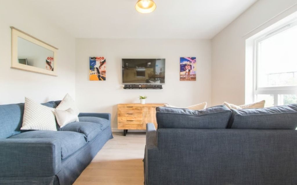 Property photo 1 of 11 Photo 1