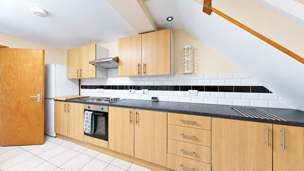 Property photo 1 of 13 Kitchen - Angle 2