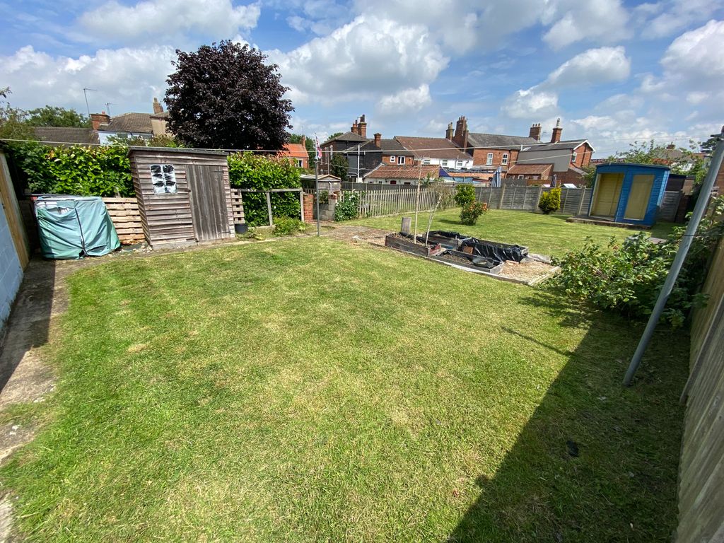 Property photo 2 of 14