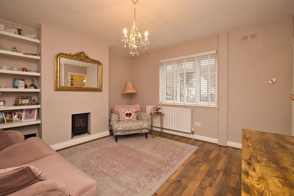 Property photo 2 of 13 Picture 2