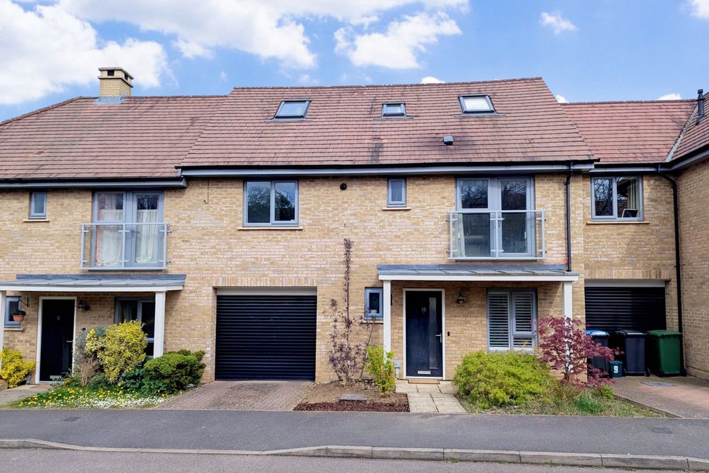 Property photo 1 of 30