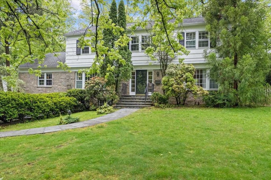 Property photo 1 of 29