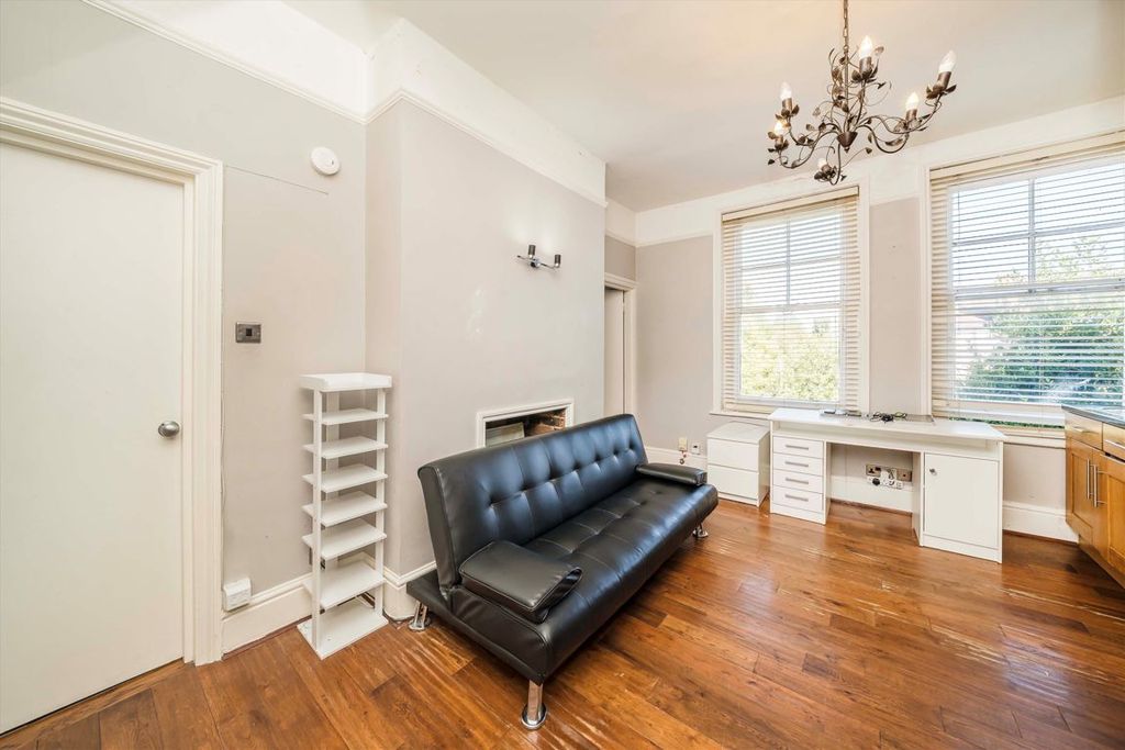 Property photo 2 of 4