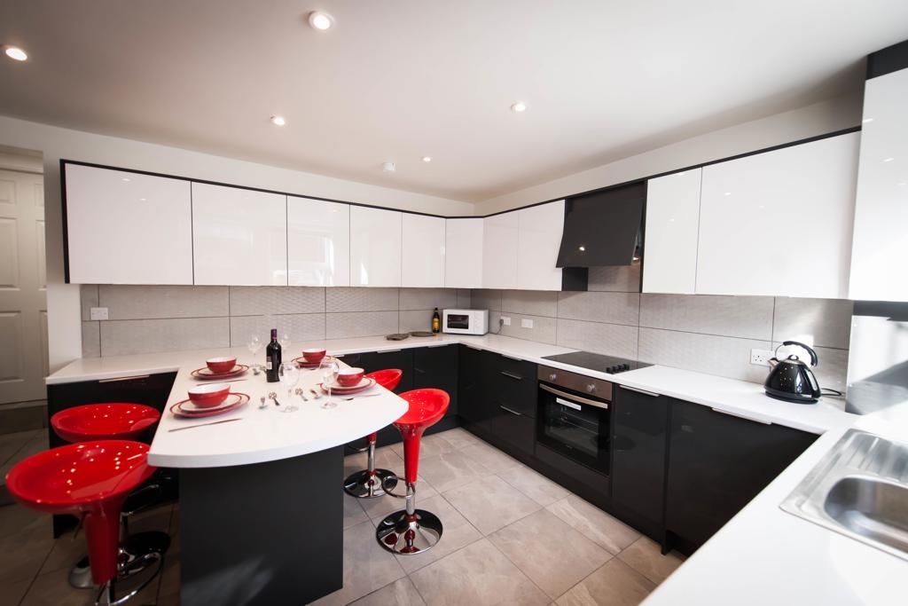 Property photo 3 of 10 Jpg