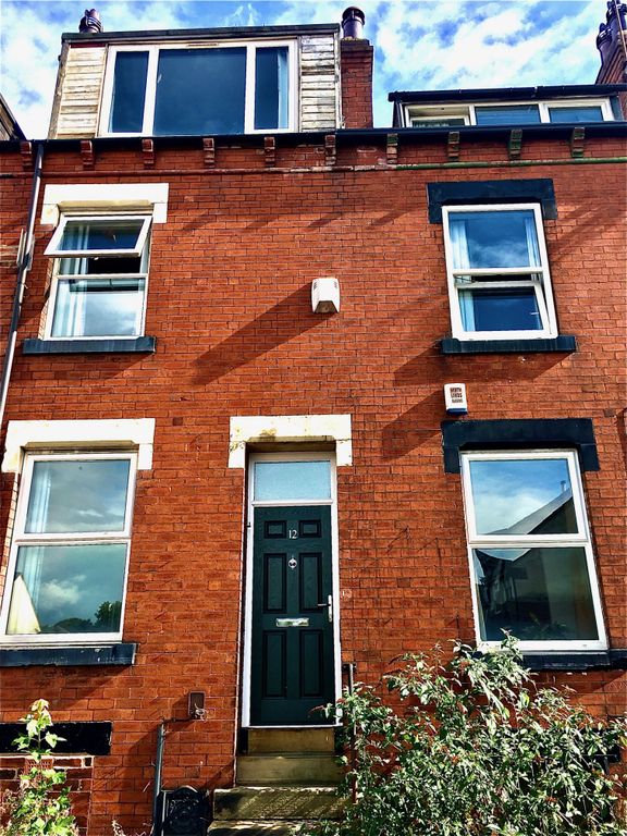 Property photo 1 of 8