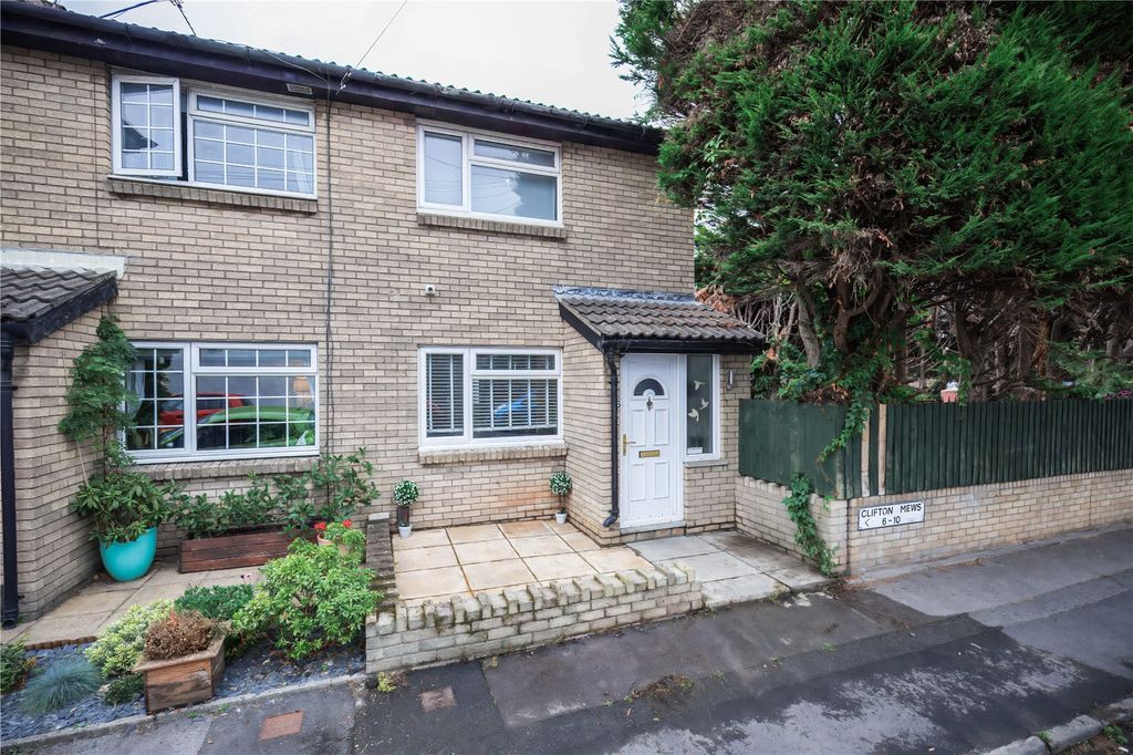 Property photo 1 of 31 Picture No. 35
