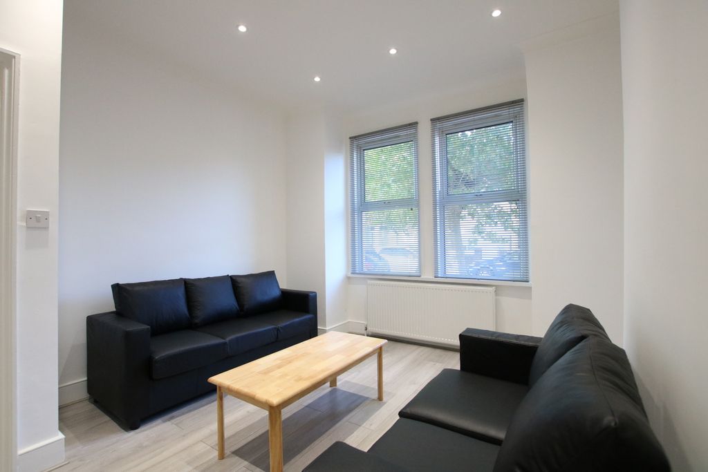 Property photo 1 of 5 1