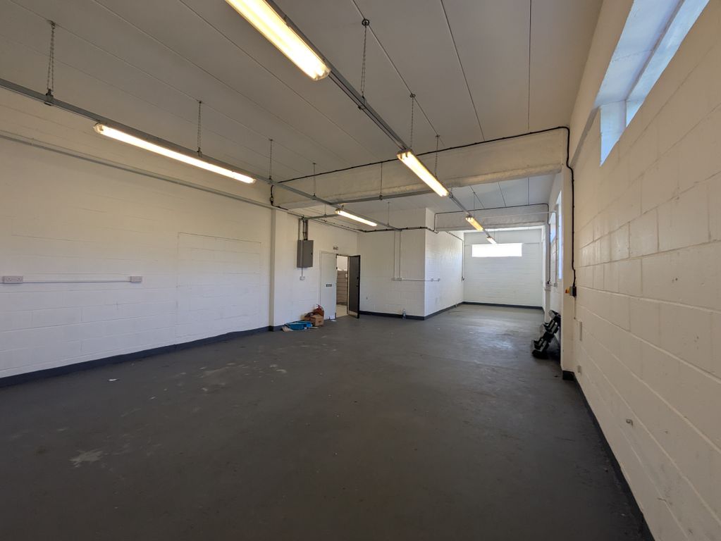 Property photo 1 of 3