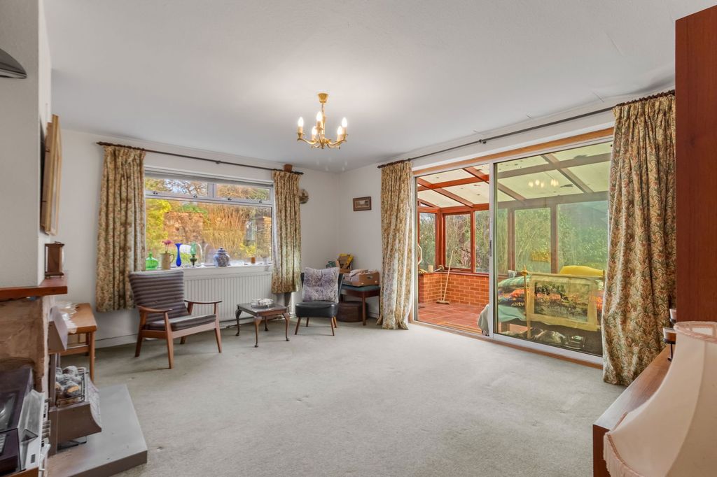 Property photo 3 of 20