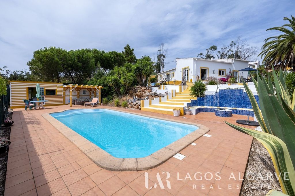Property photo 1 of 49 Renovated Country Retreat With Pool And Private Grounds