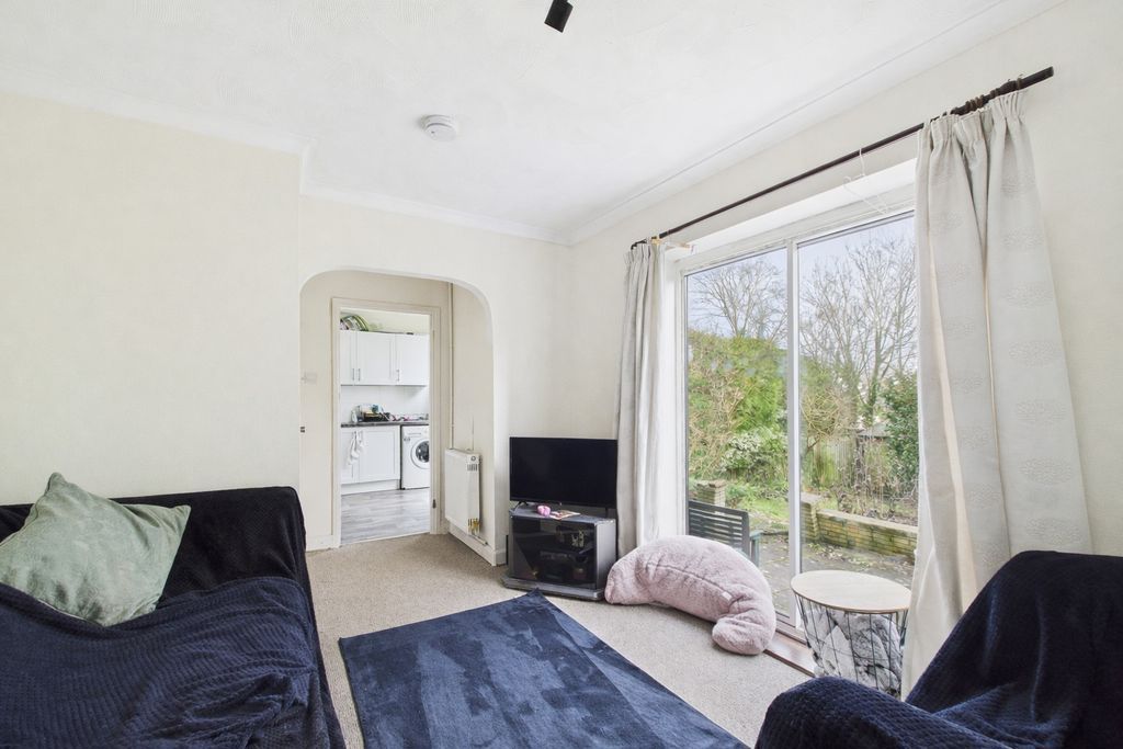 Property photo 2 of 8 Photo 15