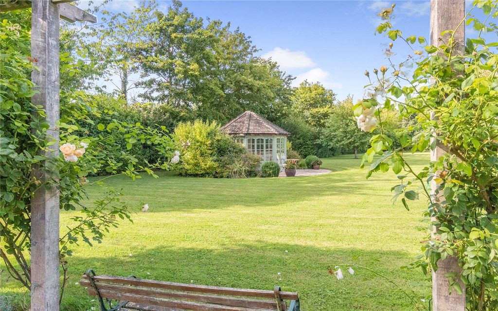 Property photo 3 of 37 Grounds