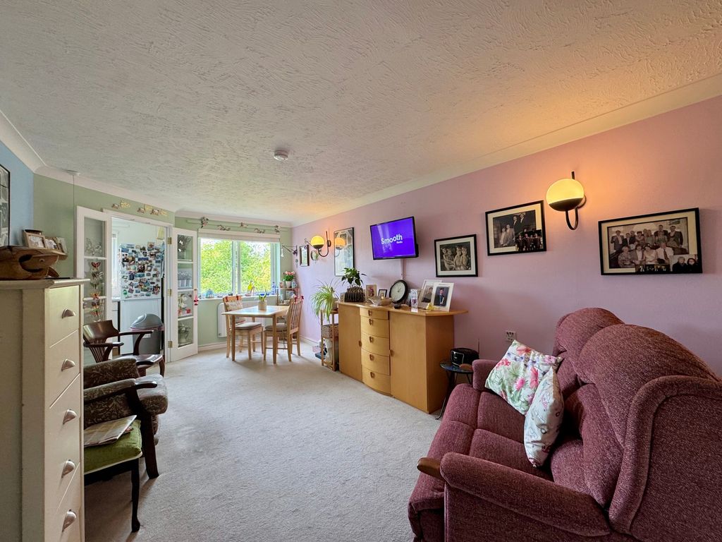 Property photo 3 of 13 Photograph