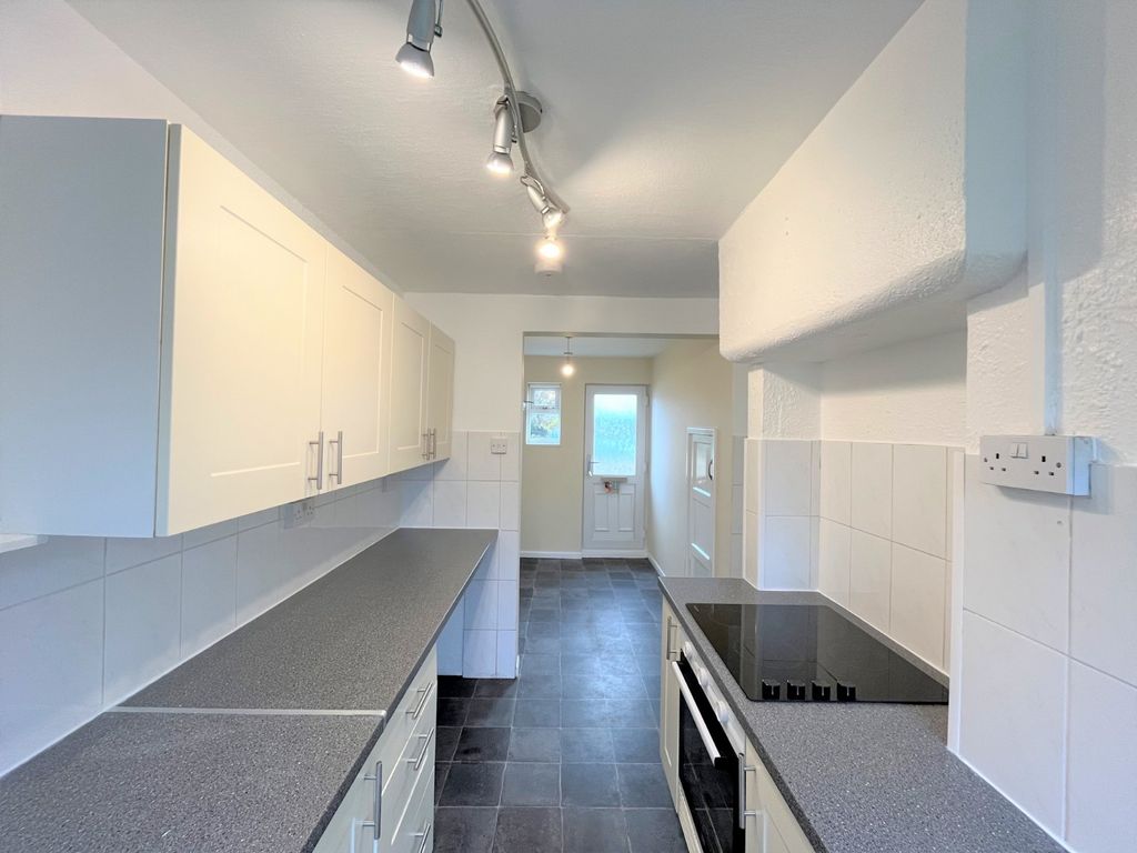 Property photo 2 of 15 Kitchen