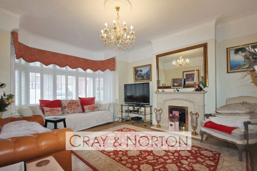 Property photo 2 of 10 Photo 1