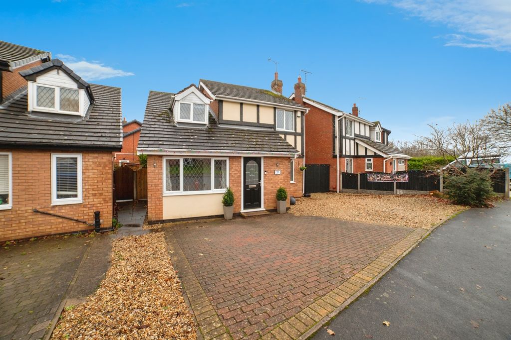 Property photo 1 of 19