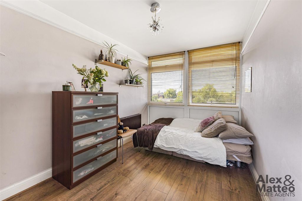 Property photo 3 of 16 John Kennedy House