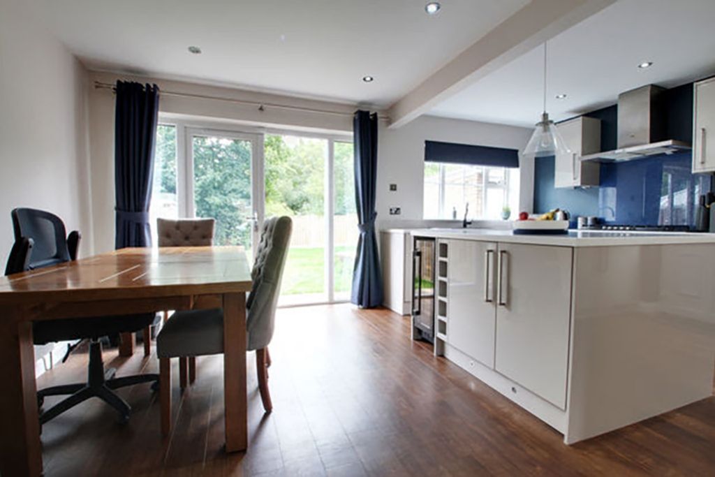 Property photo 3 of 14 Dining Area