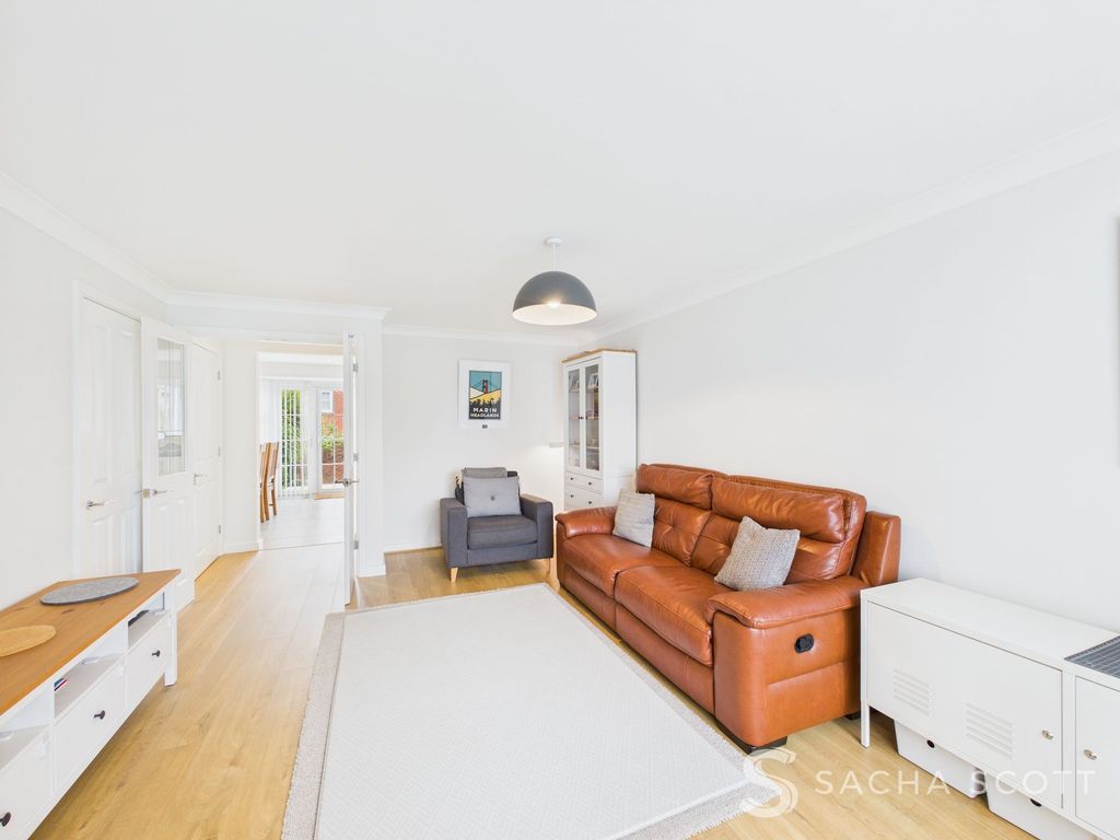 Property photo 3 of 27 Living Room