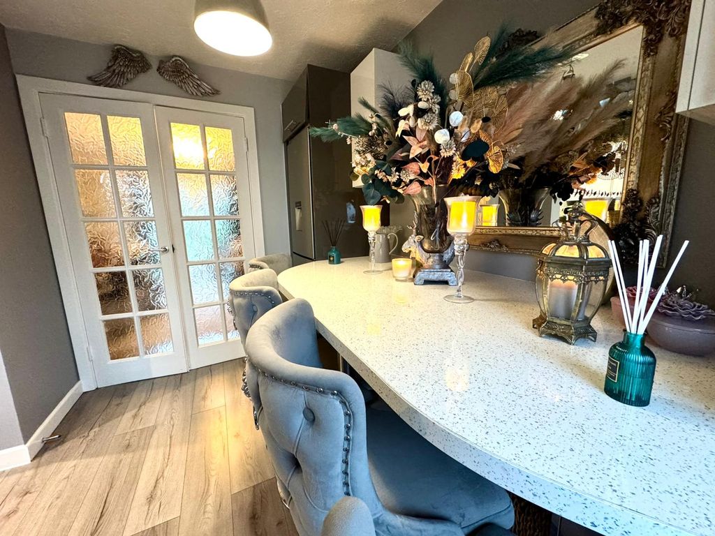 Property photo 2 of 26 Hall / Dining Room