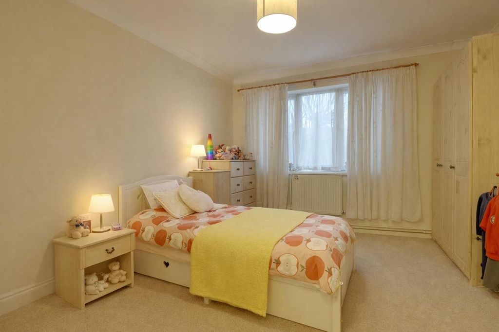 Property photo 3 of 16 Bedroom 2