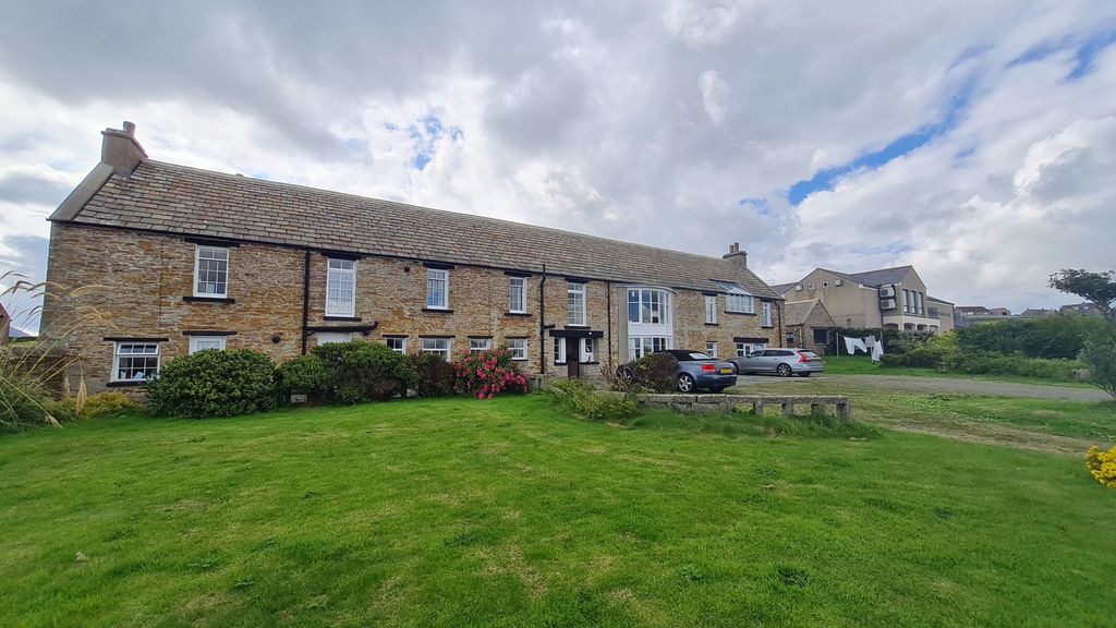 Property photo 1 of 31