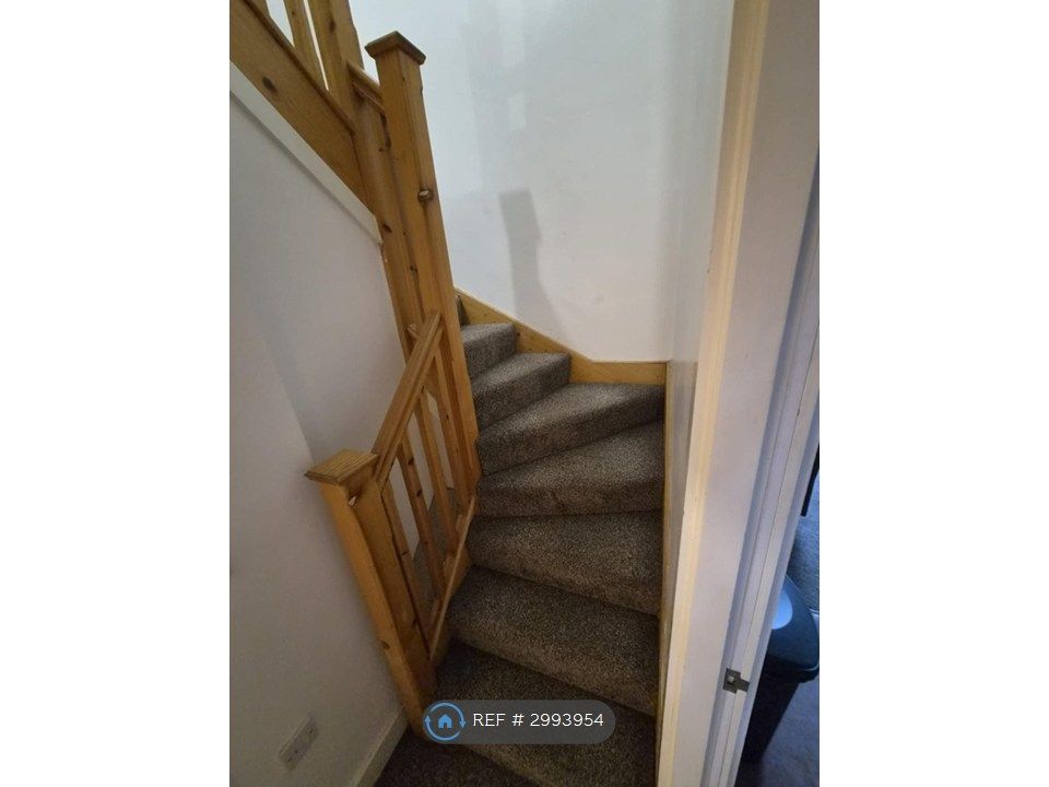 Property photo 3 of 33