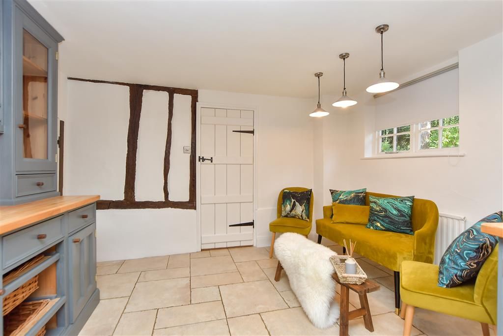 Property photo 3 of 22 Kitchen/Breakfast Room