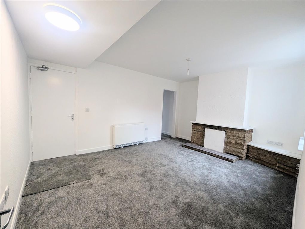 Property photo 2 of 5 1000384661.Jpg