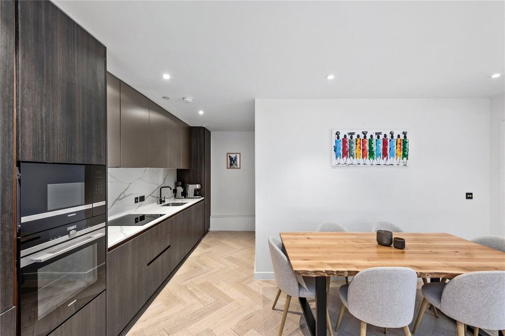 Property photo 3 of 12 Picture No. 04