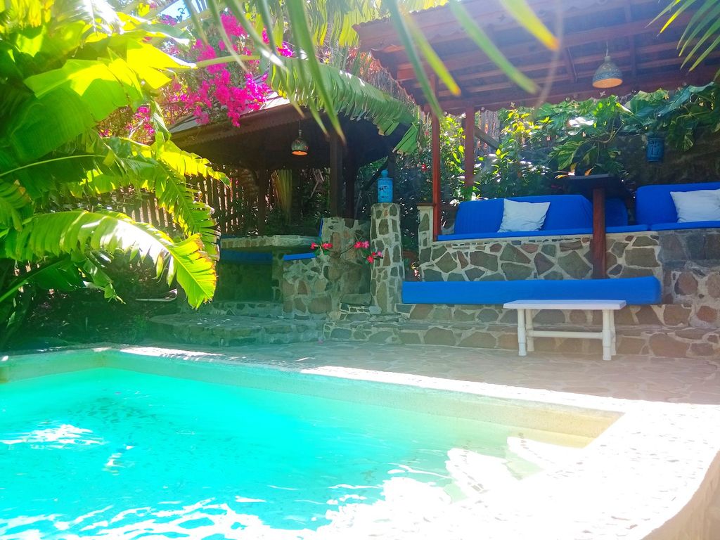 Property photo 2 of 18