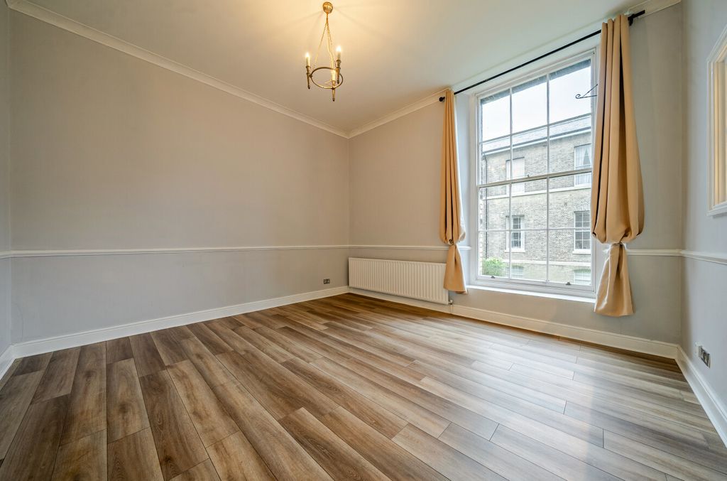 Property photo 2 of 15 1411206-8-698E0A4...