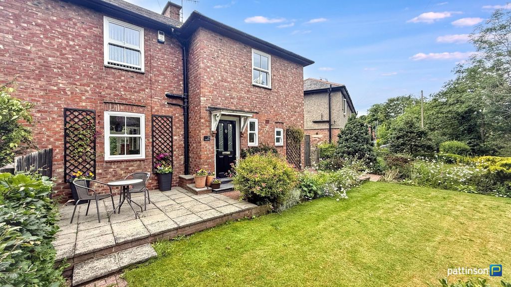 Property photo 1 of 37