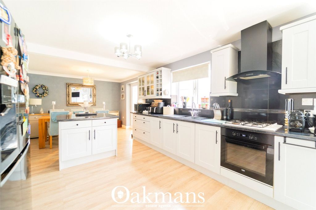 Property photo 2 of 33 Picture No. 67