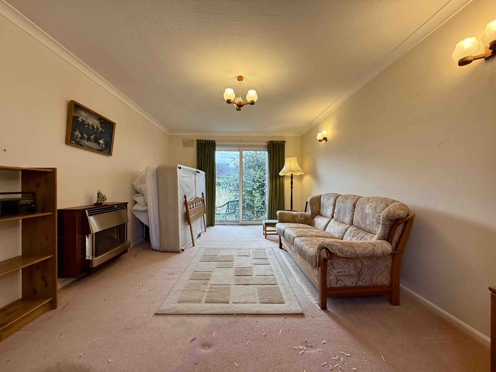 Property photo 3 of 19 Gallery