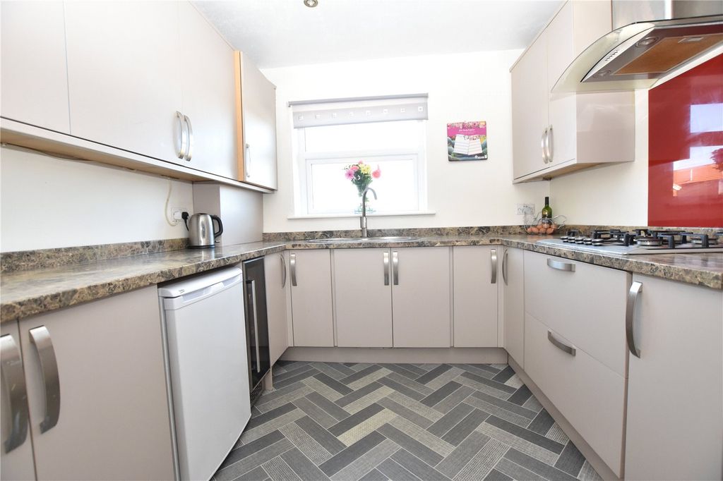 Property photo 2 of 15 Picture No. 08