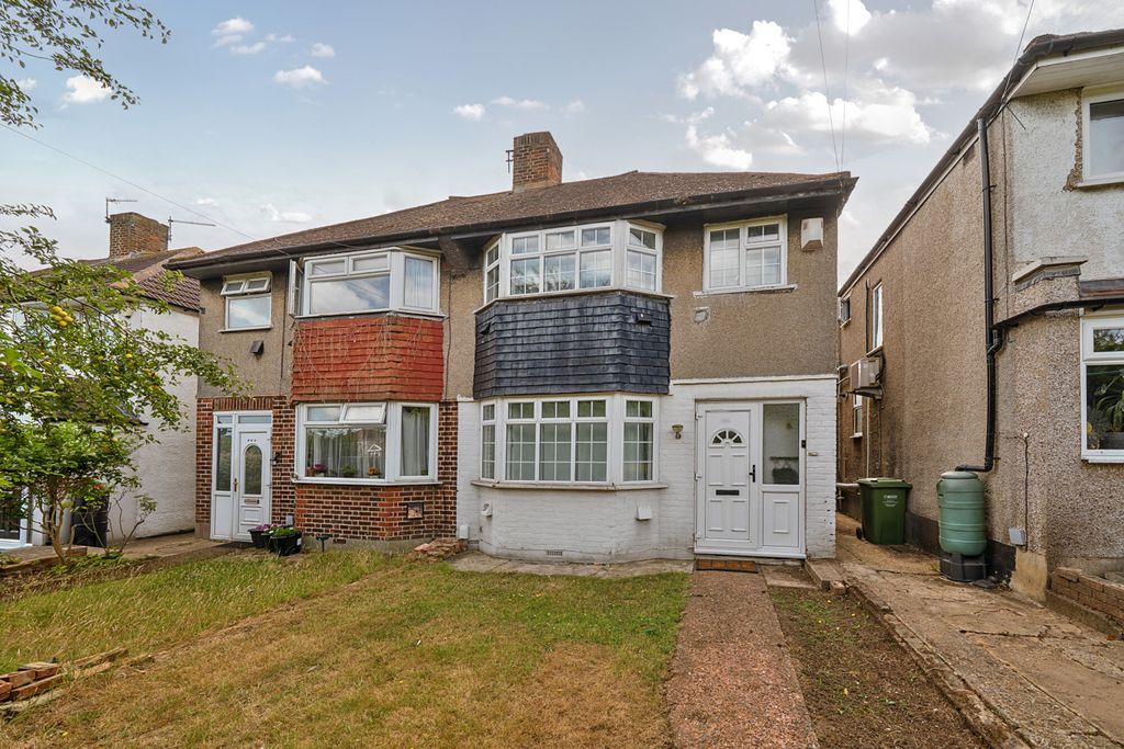 Property photo 1 of 24 External