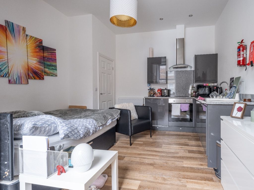 Property photo 1 of 4 3709090