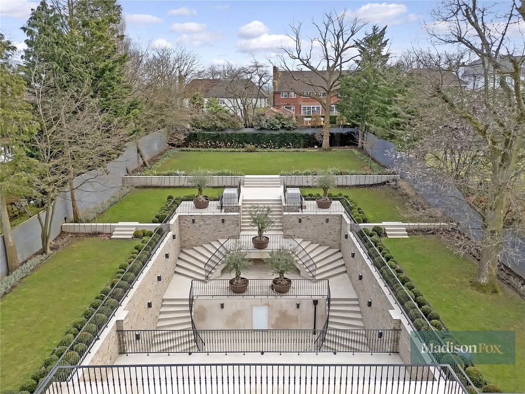 Property photo 3 of 78 Picture No. 92