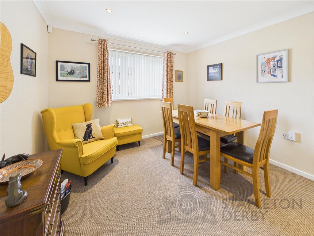 Property photo 3 of 28 Cam04720G0-Pr0223-Still010.Jpg