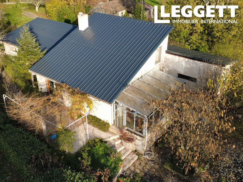 Property photo 2 of 10