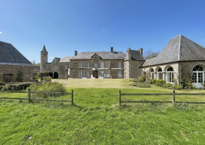 Property photo 1 of 18