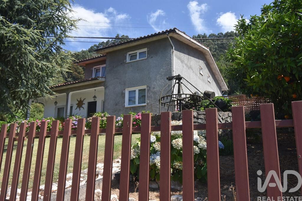 Property photo 2 of 30