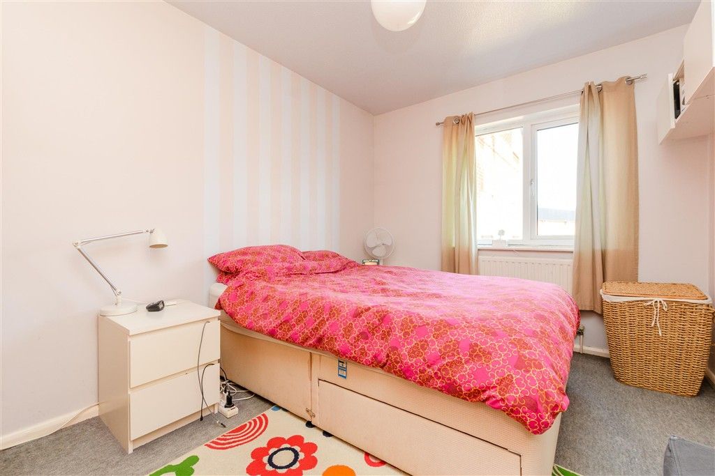 Property photo 1 of 7 Bedroom 1