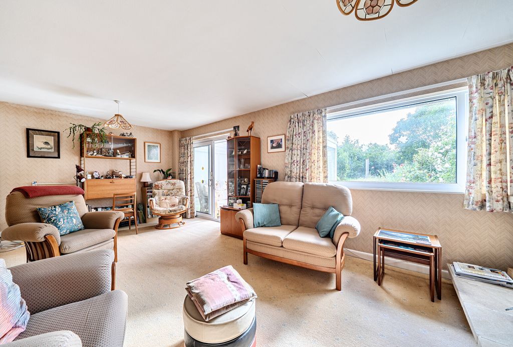 Property photo 3 of 17 1467804-16-6A1F14...