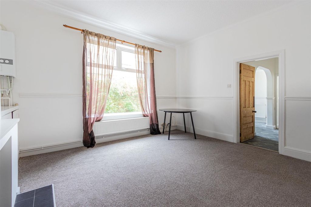 Property photo 3 of 13 Cathedral Road 141 Gfr-7.Jpg