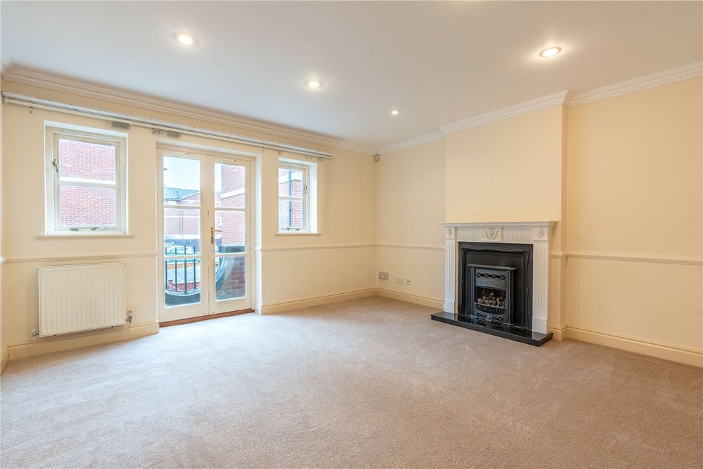 Property photo 3 of 10 Picture No. 55