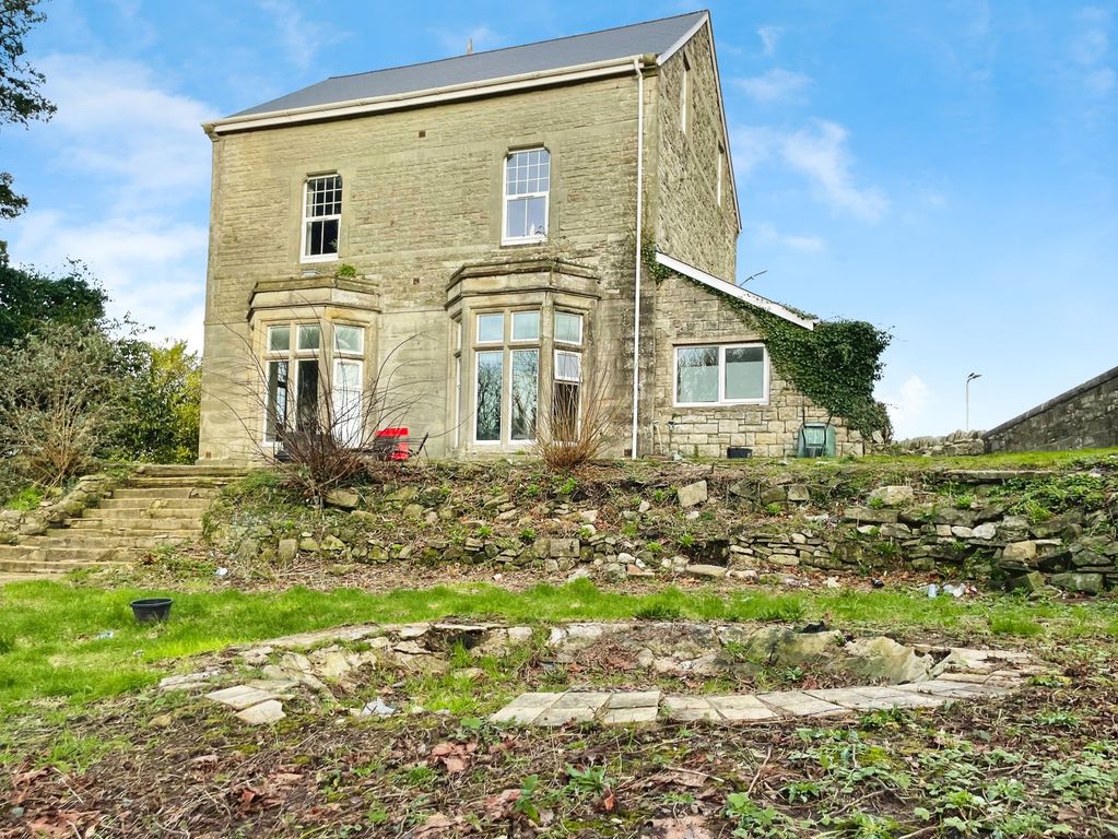 Property photo 3 of 55
