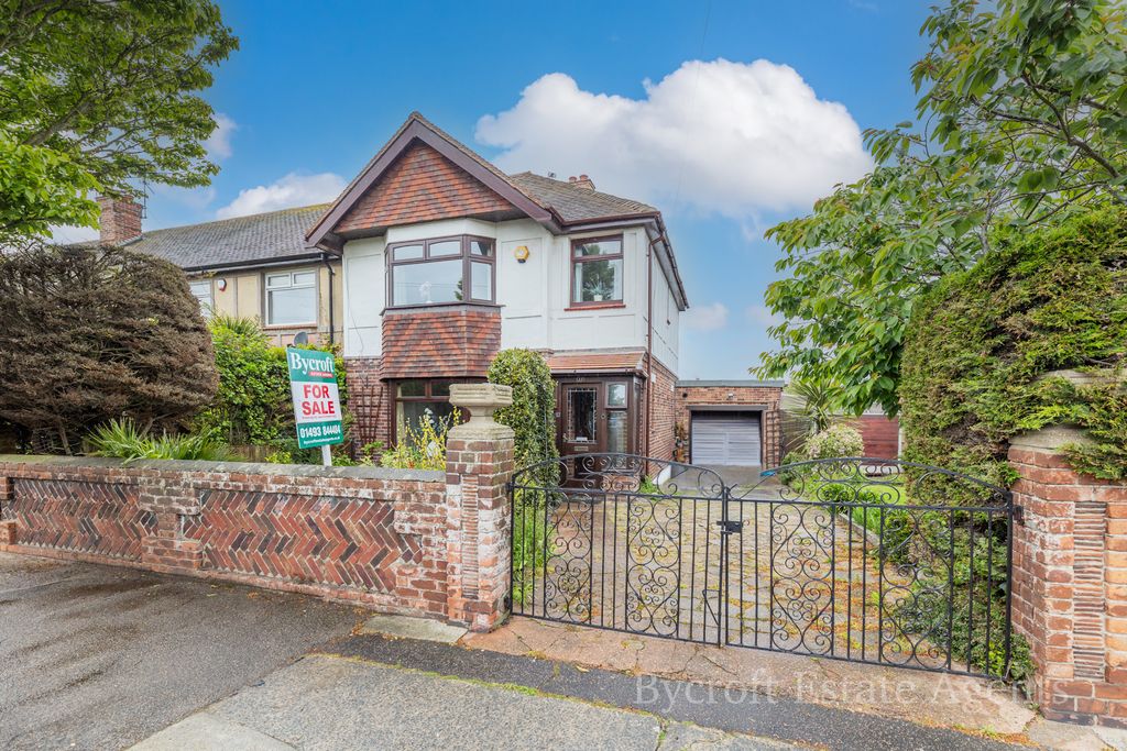 Property photo 1 of 15