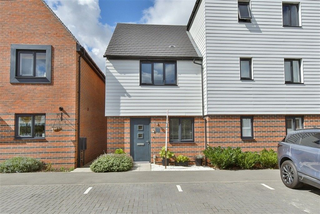 Property photo 1 of 9 External (Web)